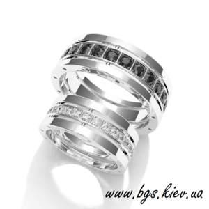 Обручальні кільця з діамантами