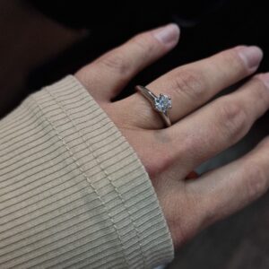 Кільце в стилі tiffani на руці